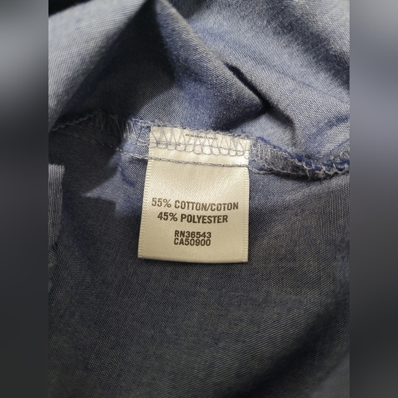 NWOT  Van Heusen Blue Poka Dot Short-sleeved Button-down Blouse Size Small - Picture 8 of 11